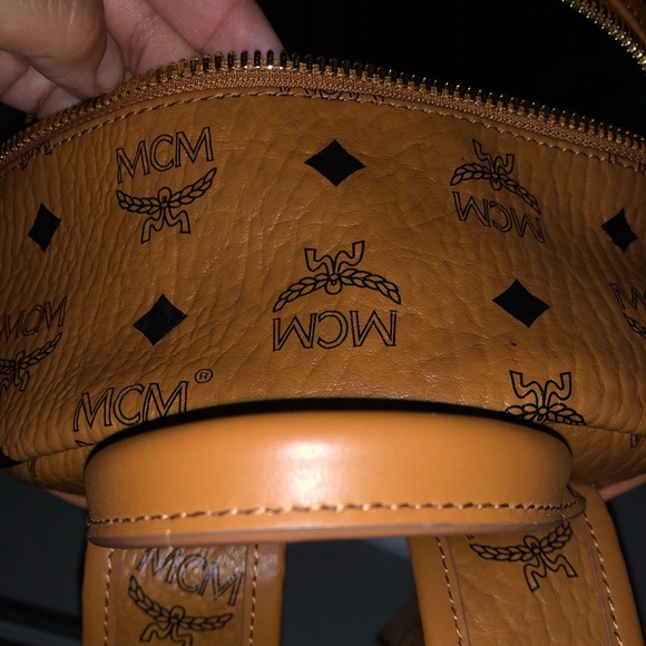 MCM small stark stud backpack - Picture 7 of 12